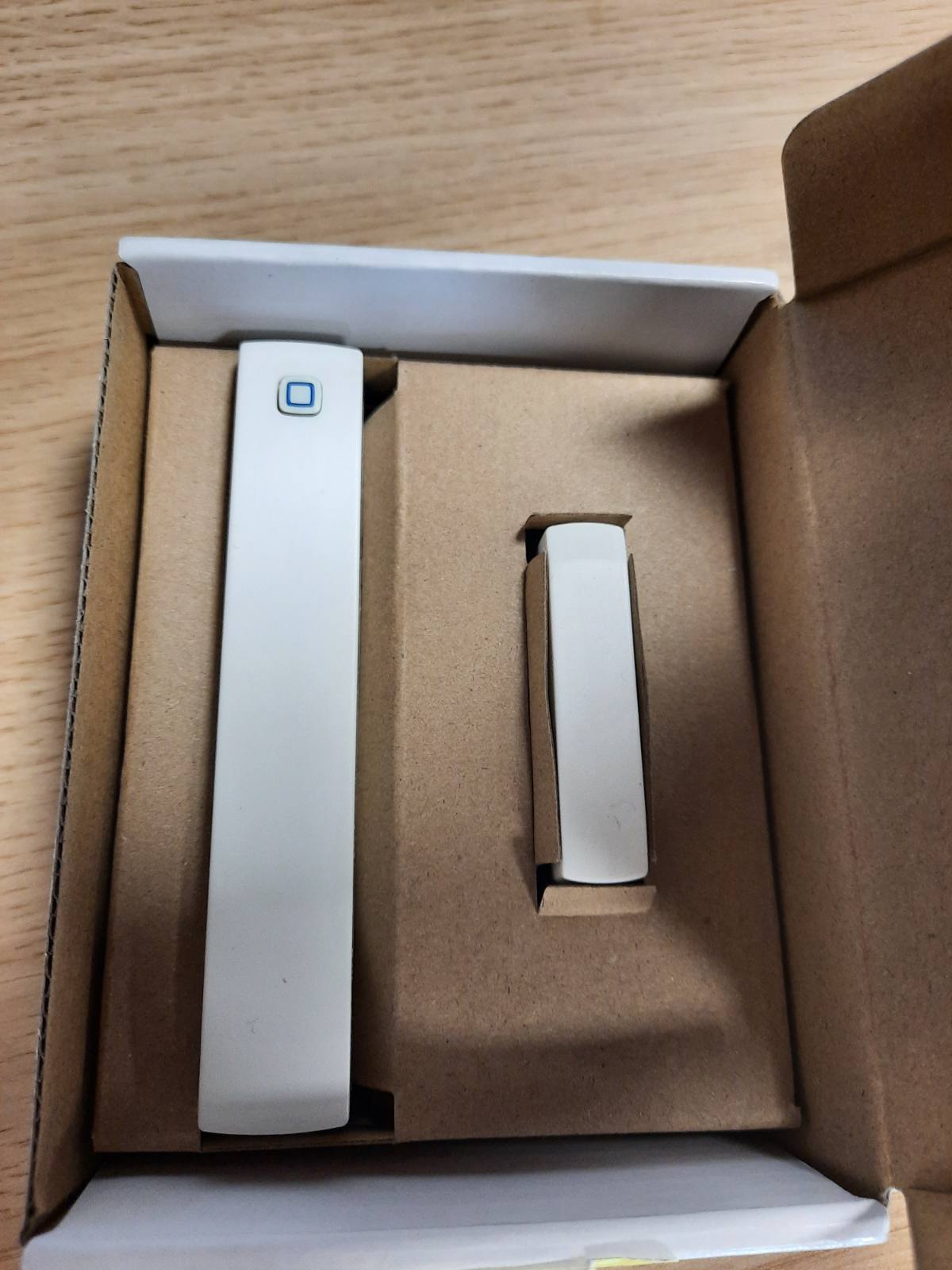 288662 - HOMEMATIC IP Kontakt për dritare dhe derë me magnet, sensor dixhital për ngrohje efikase, monitorim dritaresh përmes aplikacionit, kursim energjie, përputhje me Alexa dhe Asistent Google, 151363A0