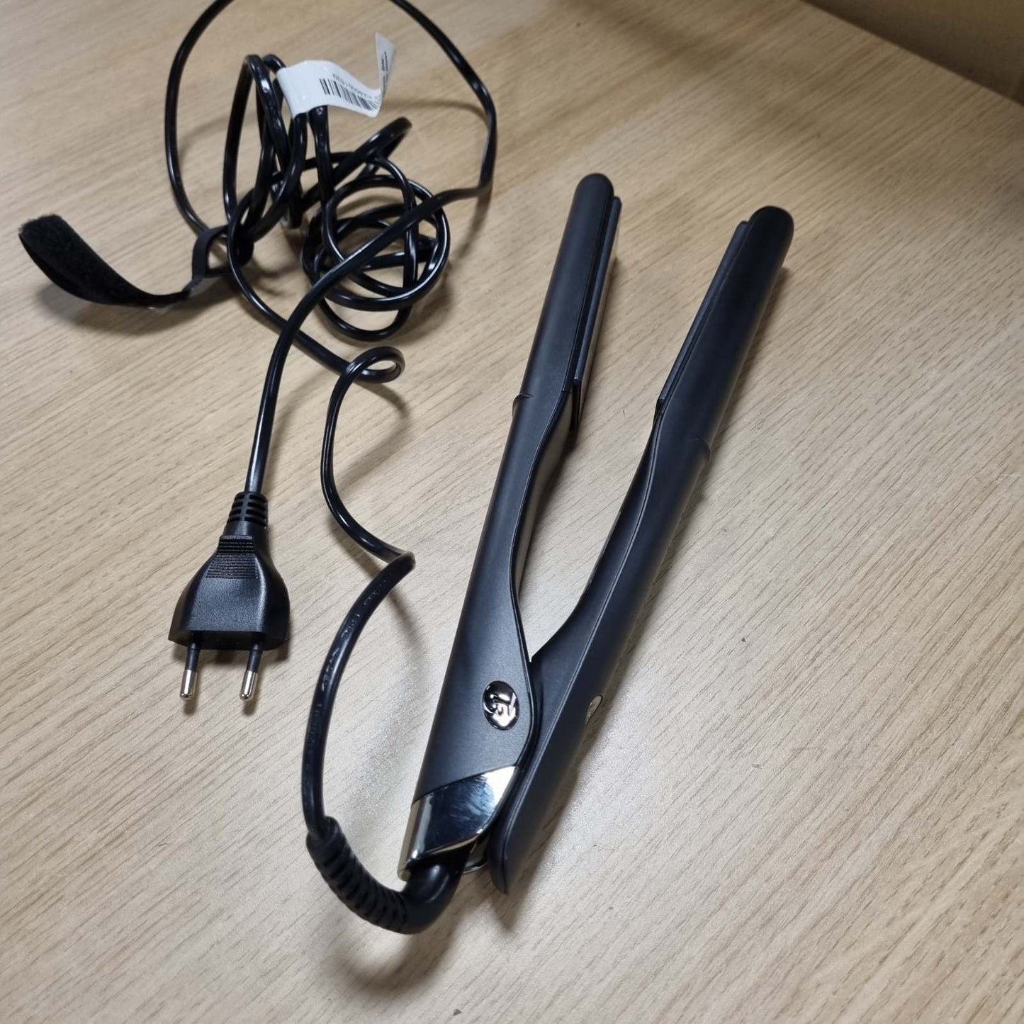 315093 - Hekur profesional për drejtim dhe stilim, 25 mm, Pjastër dixhitale qeramike, 9 cilësime të rregullueshme të temperaturës