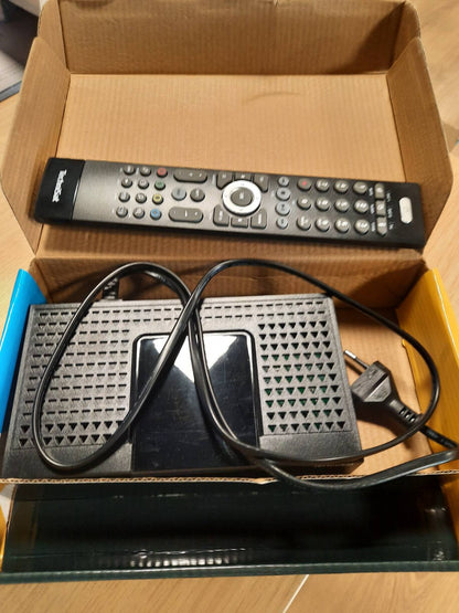295647 - TECHNISAT HD-C 233 - MARRËS HD PËR TELEVIZION DIXITAL KABLORE (HDTV, DVB-C, HDMI, SCART, USB 2.0, HYRJE RF, EPG, TELEKOMANDË) I ZI