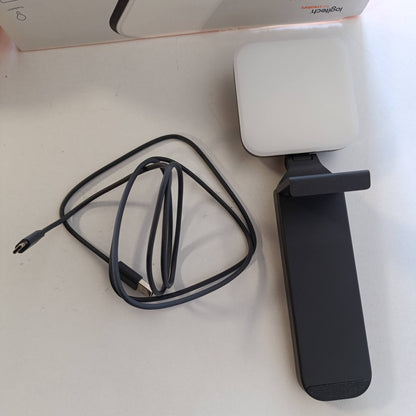 295637 - LOGITECH Dritë transmetimi LED Litra Glow Premium, ndriçim LED për kompjuterin tuaj, TrueSoft, videokonferencë, montim të rregullueshëm dhe aplikacion për PC/Mac - grafit