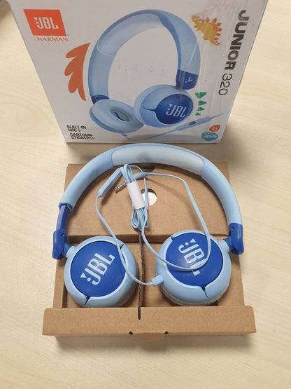 268519 - JBL Kufje Junior 320 për fëmijë me mikrofon të integruar, JBL Safe Sound, volum të ulët, mbulesë të butë, afishe 12 mm, dizajn portativ, blu