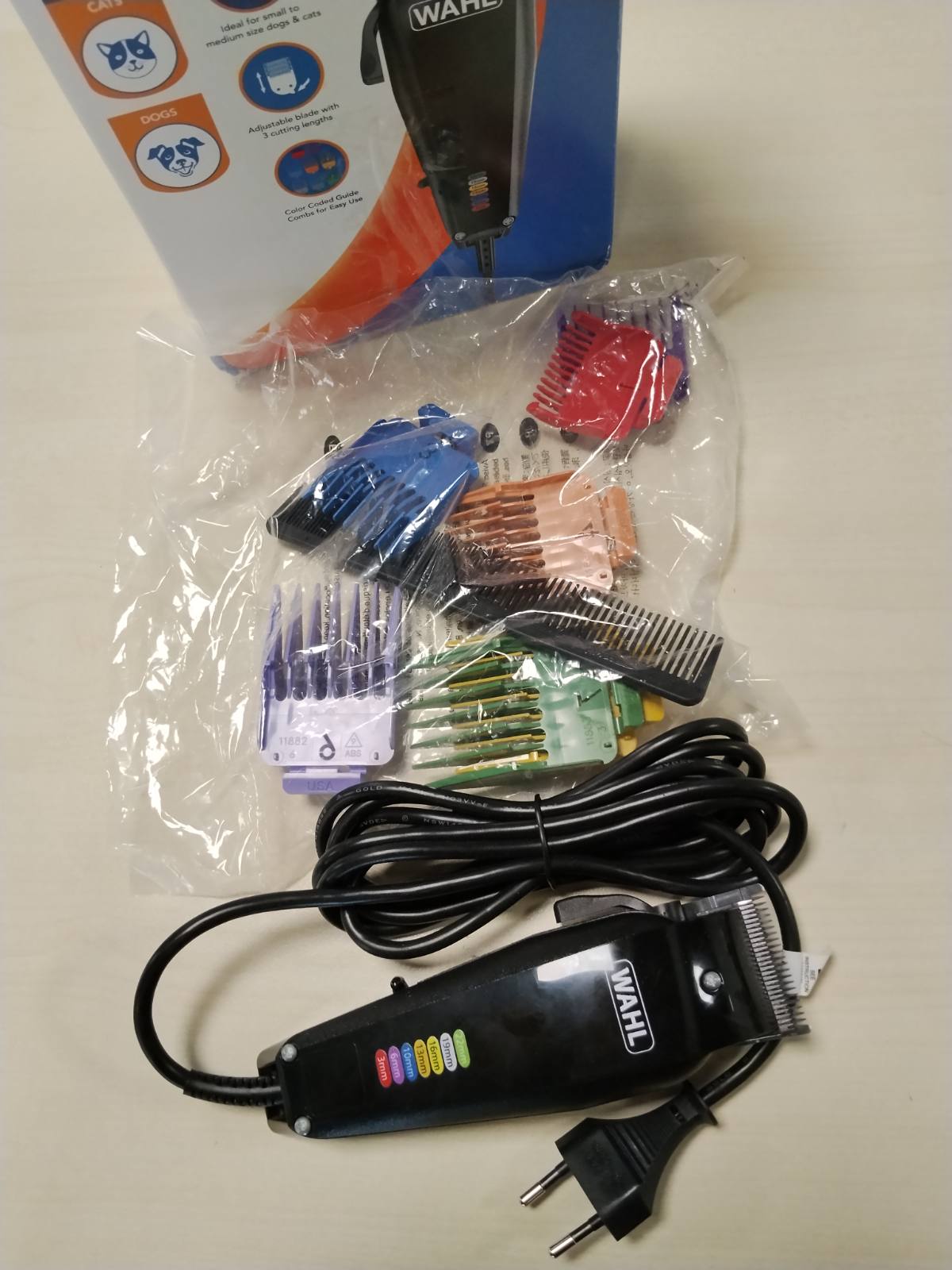 301781 - WAHL Makinë prerëse qensh Multi-Cut, me kabllo, rezistente ndaj ndryshkut, bluarje precize, e zezë