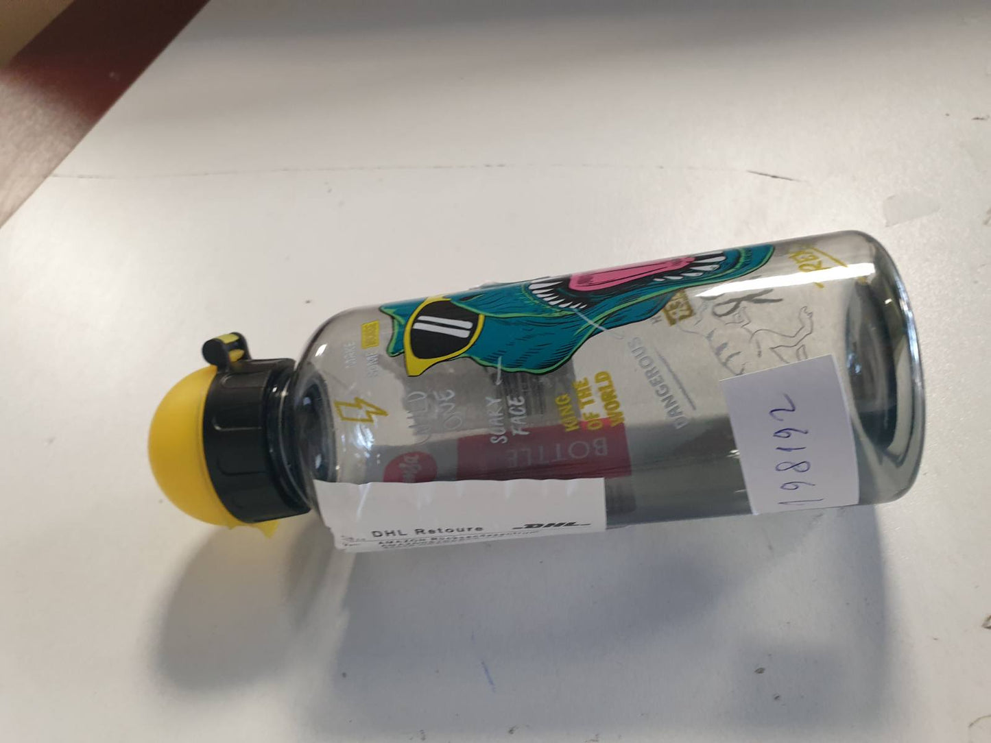 198192 - EMSA Shishe Uji Tritan Teens, Kapacitet 0.6L, 100% e Papërshkueshme, Kapak i Zgjuar, e Fortë, Dizajn Dinosauri, Modeli N30603