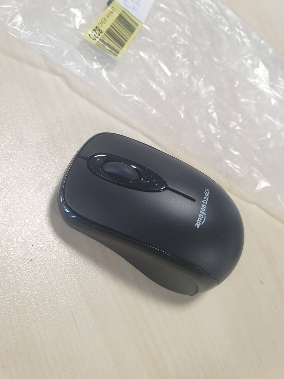 267189 - AMAZON BASICS MAUS KOMPJUTERI PA TEL ME MARRËS NANO USB, I ZI