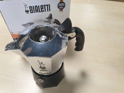 183625 - BIALETTI New Brikka 2023, Moka Pot per Kafe, Makina per Kafe te Ekspres Kremoze, Kapacitet 2 Filxhane, Material Alumini, Ngjyre e Zeze