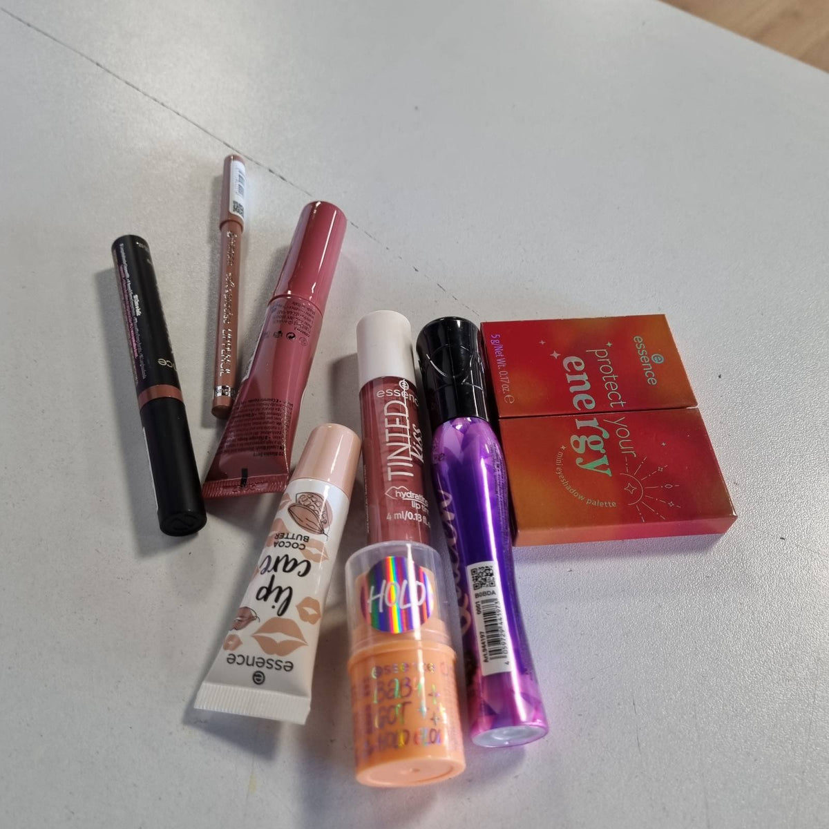 297779 - ESSENCE Set Grimi FEEL GOOD CLUB,