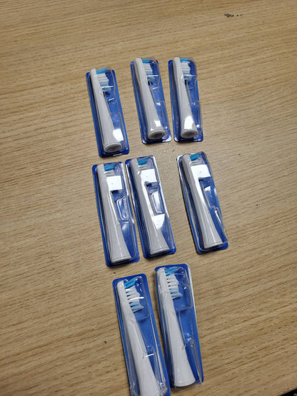 289840 - ORAL-B - Koka Furçash Zëvendësuese Pulsonic Clean, të Bardha, Pako me 8 Furça