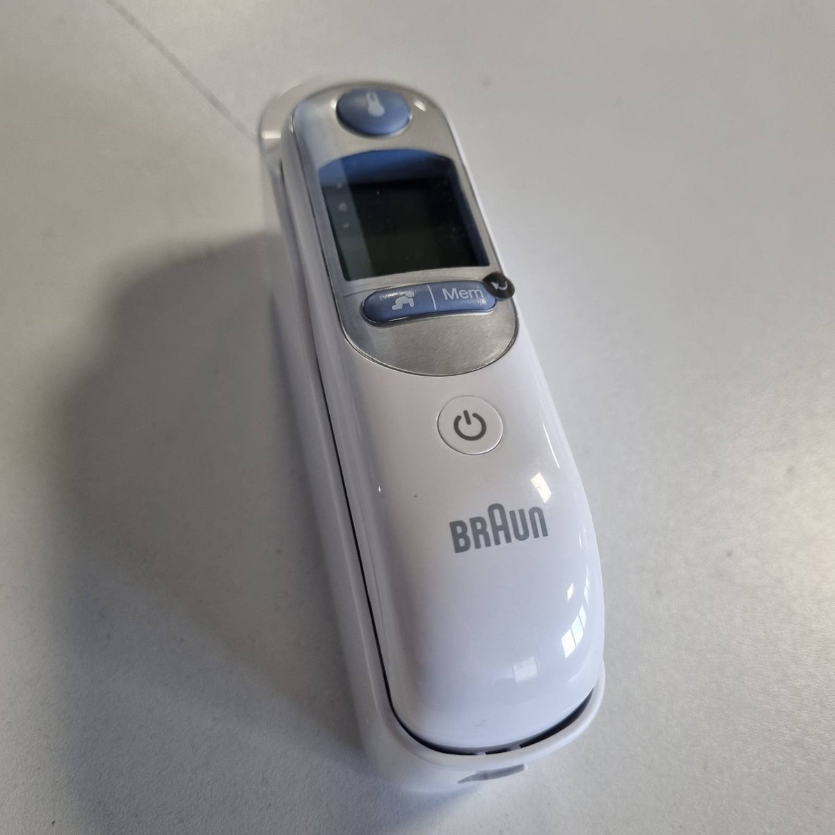 296795 - BRAUN Termometër veshi ThermoScan 7 BRAIRT6520 | Teknologjia e Precizionit Age | Ekran dixhital me kodim ngjyrash | Miqësor për foshnje dhe fëmijë të vegjël