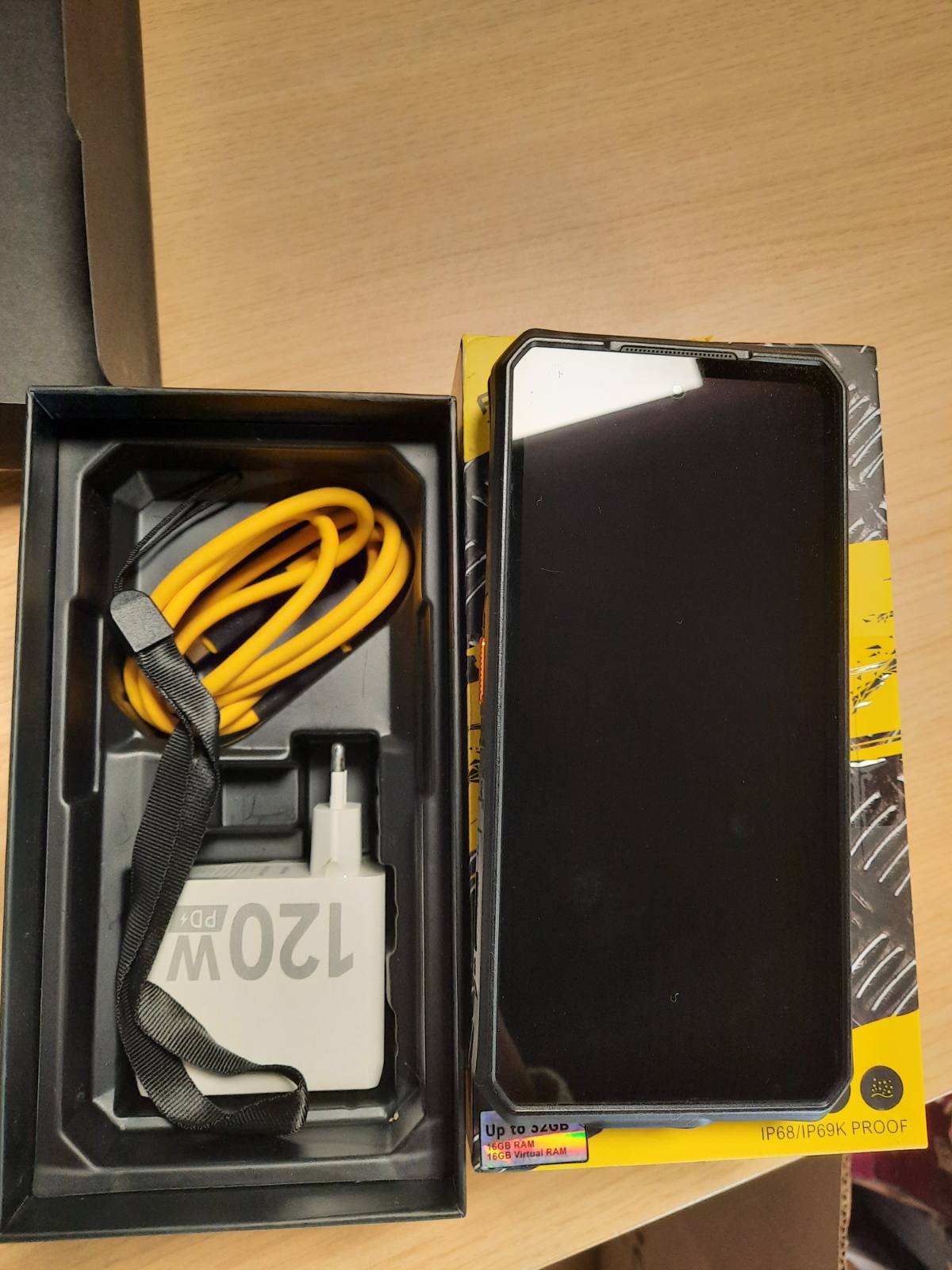 298935 - ULEFONE Telefon Armor 28 Ultra, 5G, 32GB+1TB, Dimensity 9300+, 6.67" AMOLED, 10600mAh, 120W, 50MP Kamera