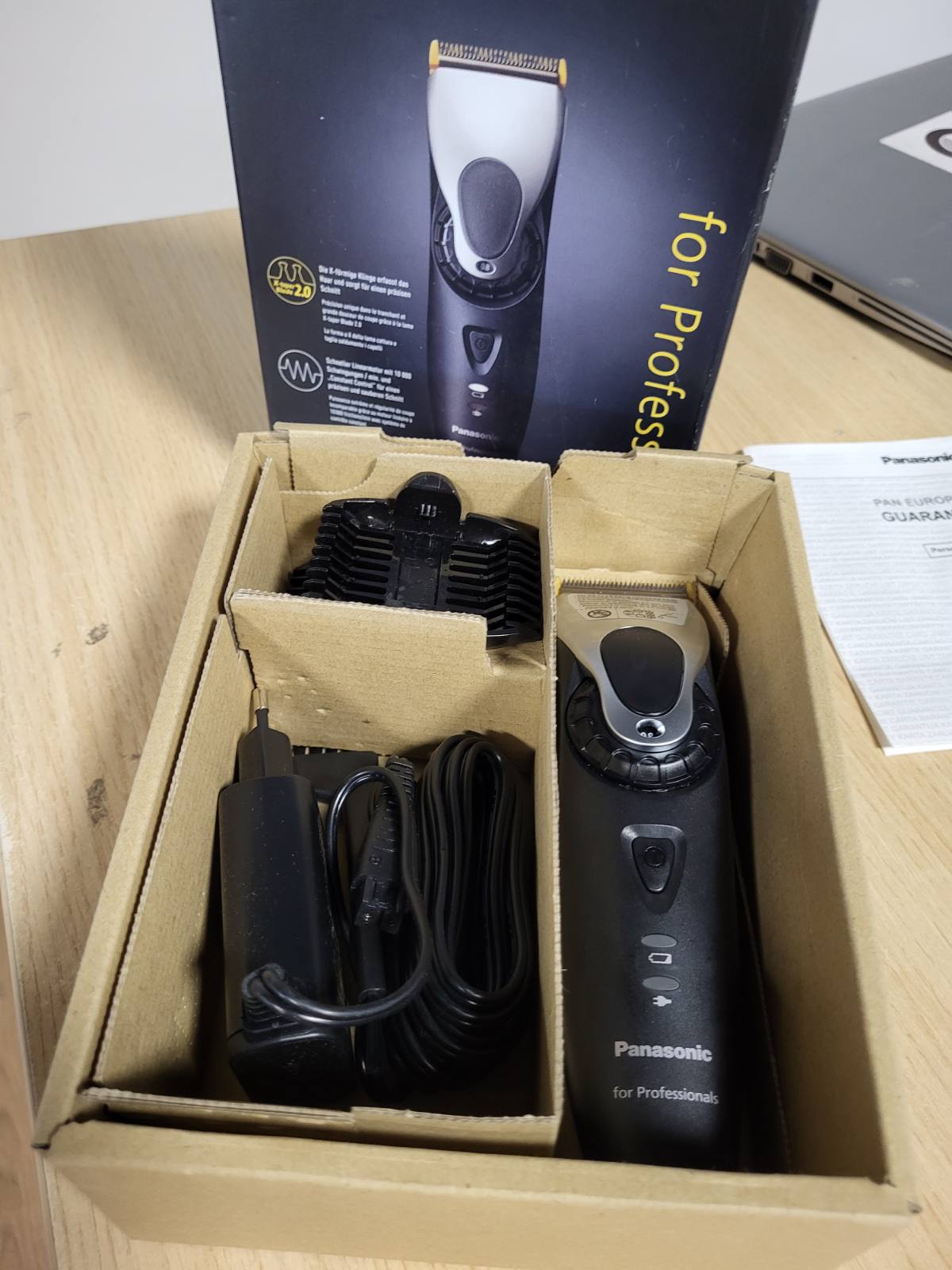 274866 - PANASONIC Prerëse flokësh ER-DGP65.