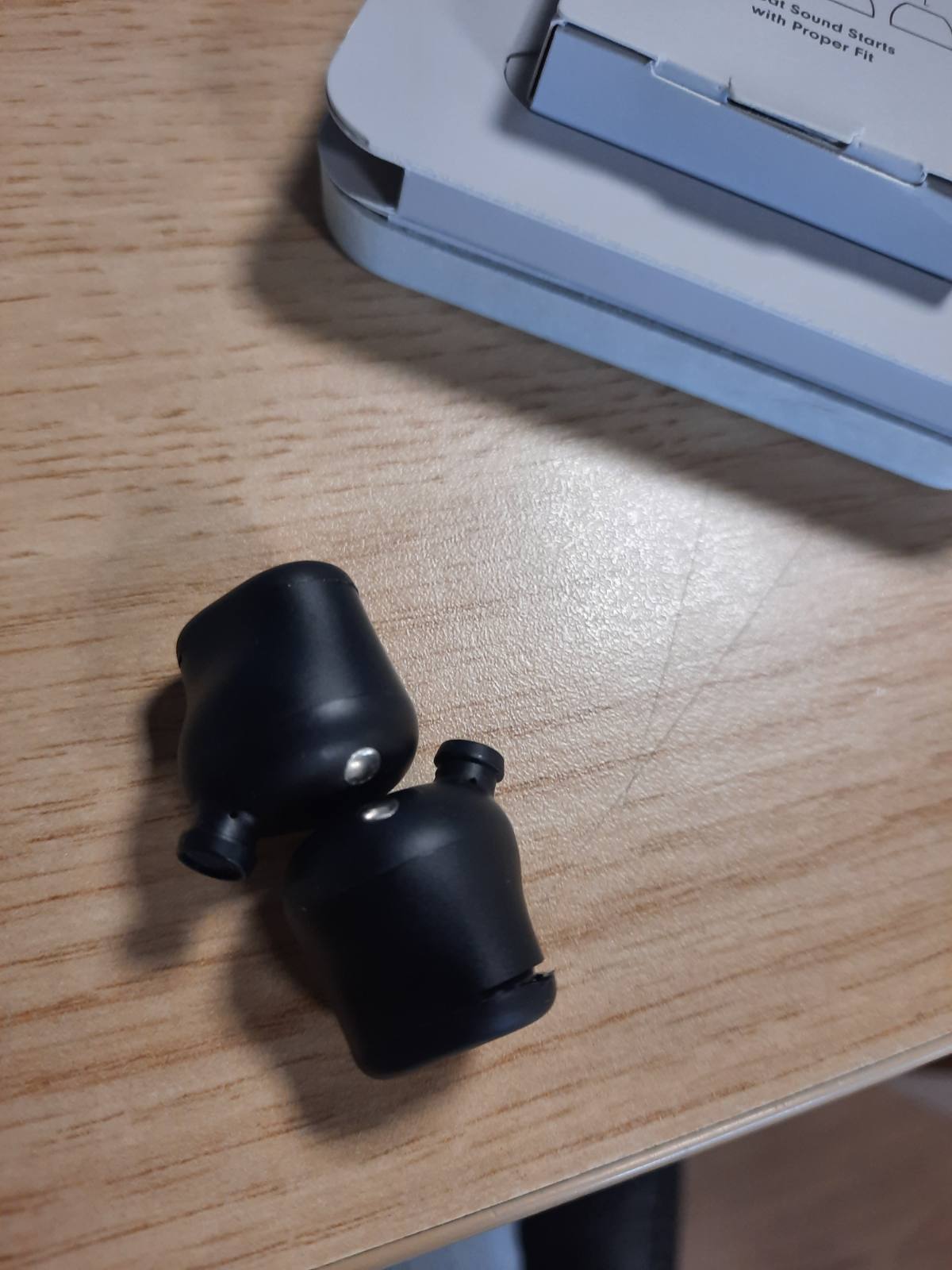 299052 - BEATS Solo Buds - Kufje Bluetooth pa tel, Jetëgjatësi baterie 18 orë, I pajtueshëm me Apple dhe Android, Mikrofon i integruar - E zezë mat