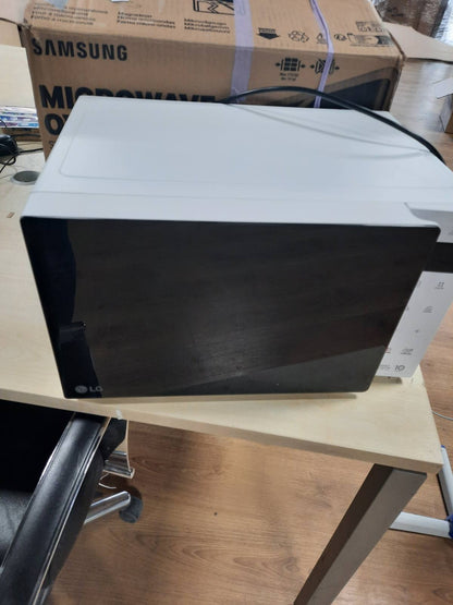288155 - LG Mikrovalë MS23NECBW Solo, 23 L, 1000 W, 28 programe automatike, ekran LED, teknologji Smart Inverter, e bardhë