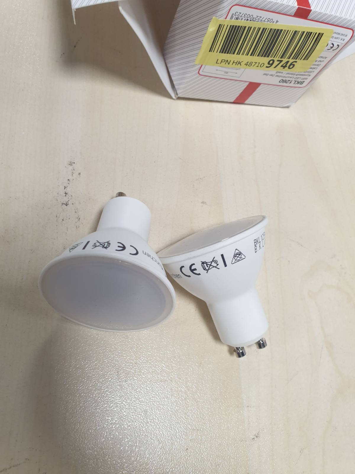 186586 - BKLICHT - Pako me 2 Llamba Inteligjente LED GU10, Kontrollueshme përmes Aplikacionit dhe Zanit, Dritë e Bardhë e Ngrohtë, 5.5W, 350 Lumen, 5x5.6 cm, e Bardhë