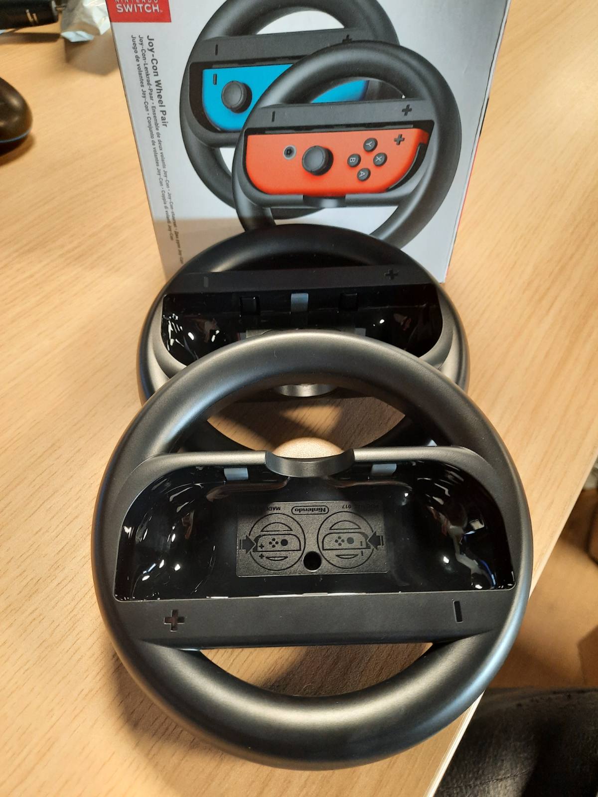 296180 - Çifti i timonit Joy-Con për Nintendo Switch, Pesha: 0.2 kg, Ngjyrë: E zezë