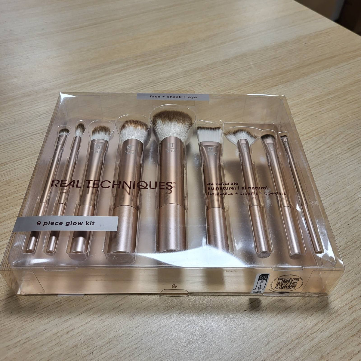 296965 - TEKNIKAT REAL - Set Furçash Grimi Au Naturale - 9 Furça për Aplikimin e Pudrave, Lëngjeve dhe Kremave - Madhësi e Madhe - I përshtatshëm për Konturin e Fytyrës dhe Syve