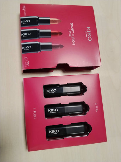 302182 - KIKO MILANO Set Buzësh Smart Fusion Lip Set 02, 3 Buzëkuq me Përfundim Shndritës