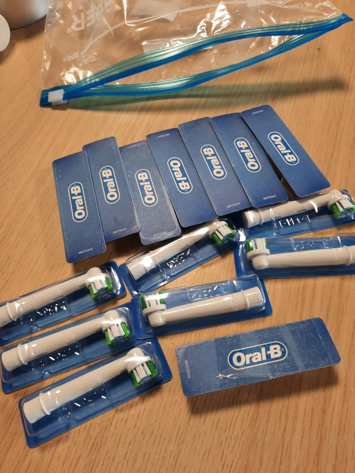 302991 - ORAL-B Koka Furçe Zëvendësuese Pro Precision Clean, ORIGJINALE, për Furçën Elektrike Oral-B Pro, E Bardhë, 14 copë