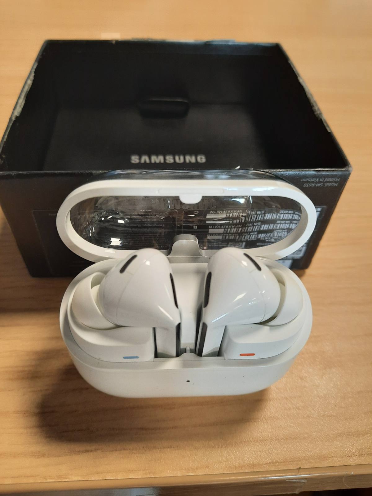 299005 - SAMSUNG GALAXY BUDS 3 PRO, SM-R630NZWAEUC, i bardhë