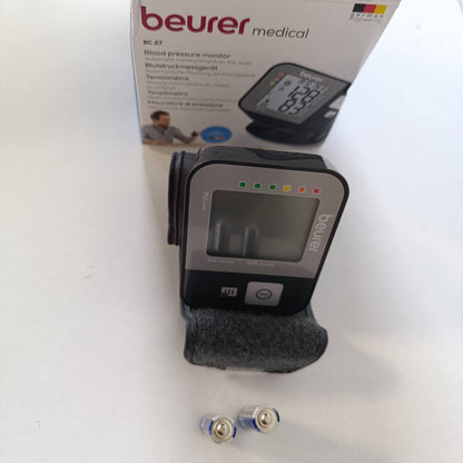 301956 - BEURER Monitor tensioni i gjakut BC 27 për kyçin e dorës, për perimetër kyçi 14-19.5 cm, zbulim i aritmisë, transferim të dhënash në Apple Health