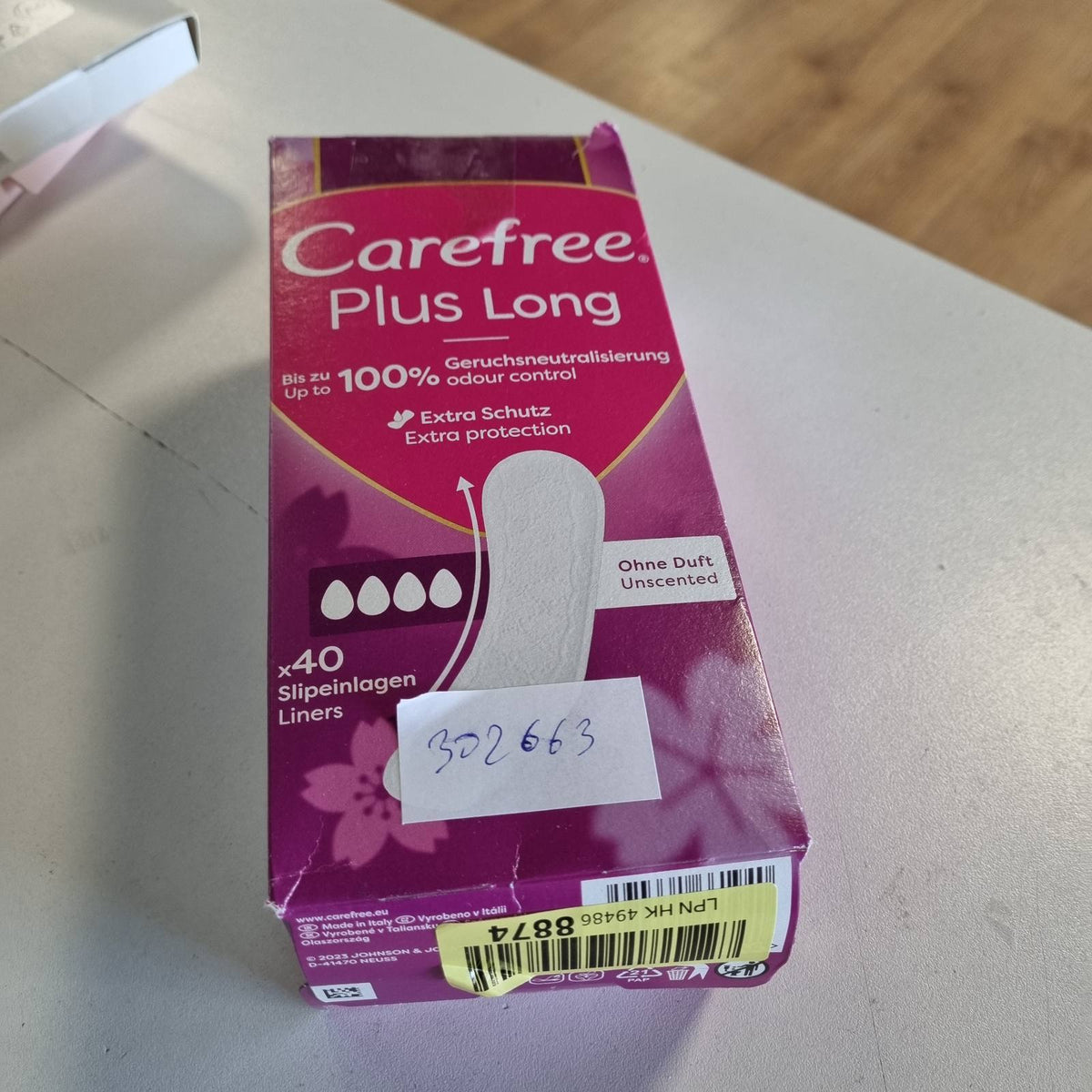 302663 - Carefree Plus Mbajtëse të gjata për të mbathura me bërthamë të përmirësuar, pa aromë, madhësia L, 40 copë