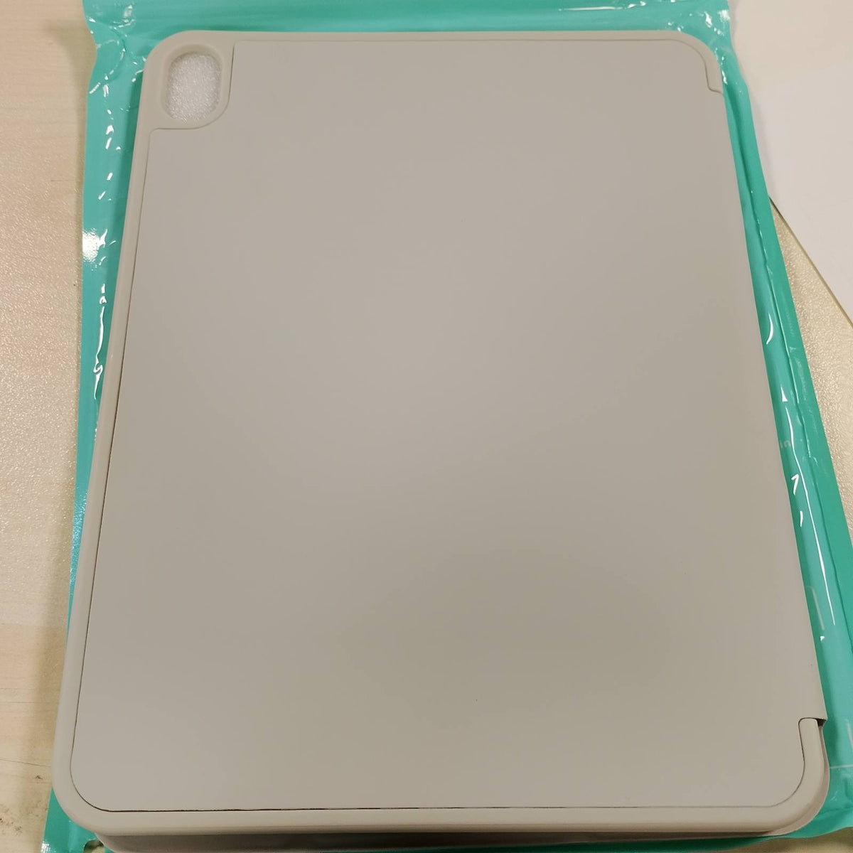 299874 - HMTDIYOU Mbulesë për iPad 9, 8, Gjenerata e 7-të, Mbulesë me Mbajtëse Lapsi për iPad 9/8/7 2021/2020/2019 10.2 inç, Mbulesë Mbrojtëse prej Silikoni të Butë, Gjumë/Zgjim Automatik, Gri