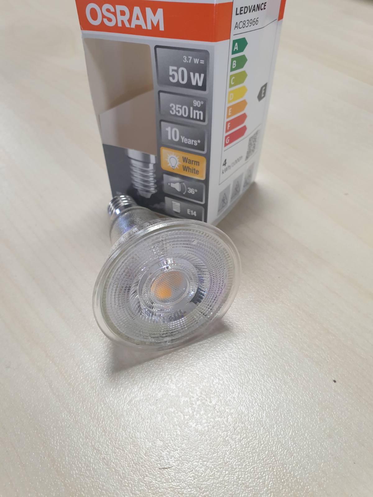186415 - OSRAM Llampa LED STAR PAR16, 3.7 W, 350 lm, 2700 K, Klasa e Efikasitetit të Energjisë: E, CRI: 80, Materiali: Qelq