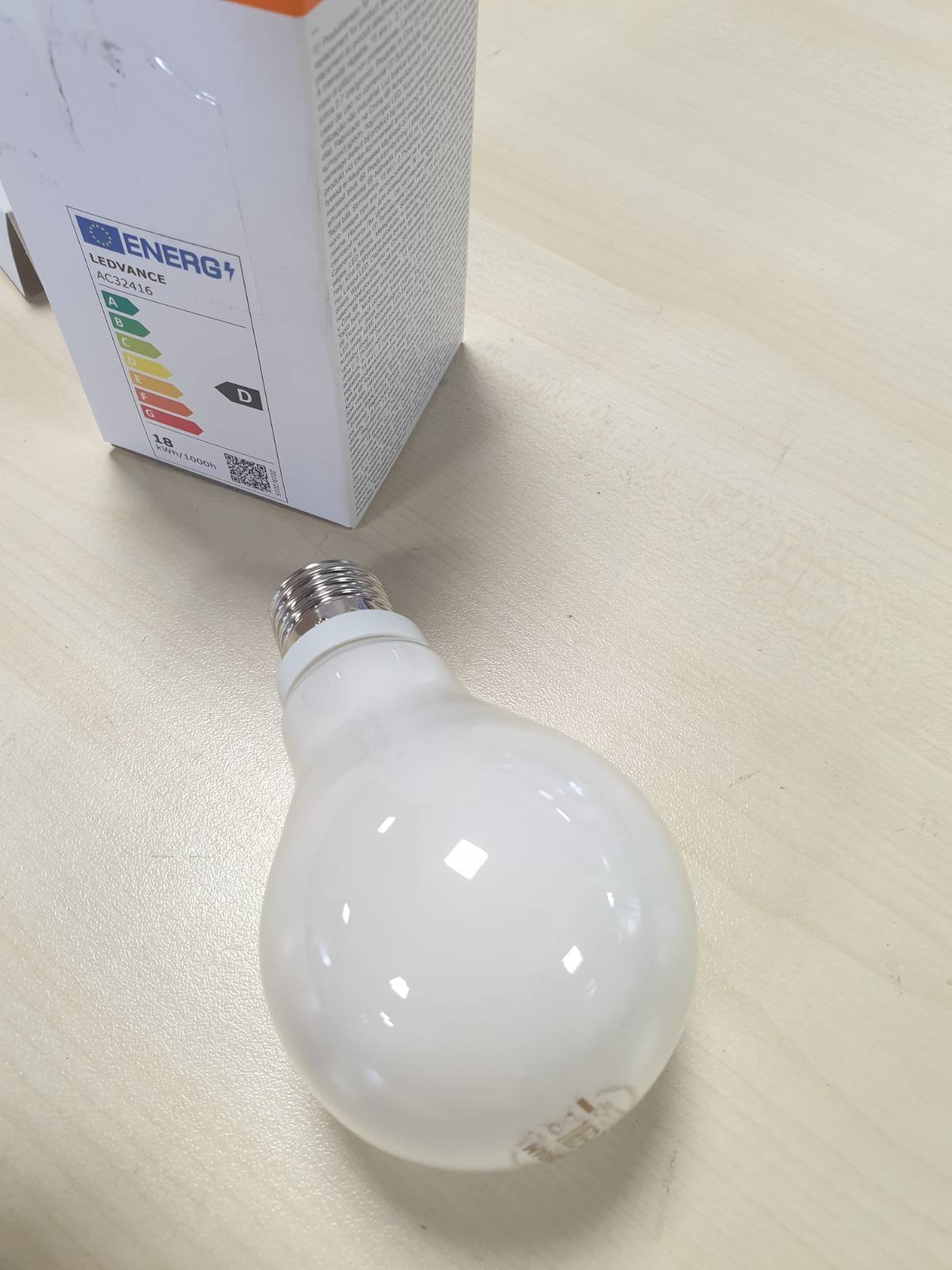 216407 - OSRAM Llambë LED me filament të errësueshëm, E27, 2700K, 18W, ekuivalente me 150W
