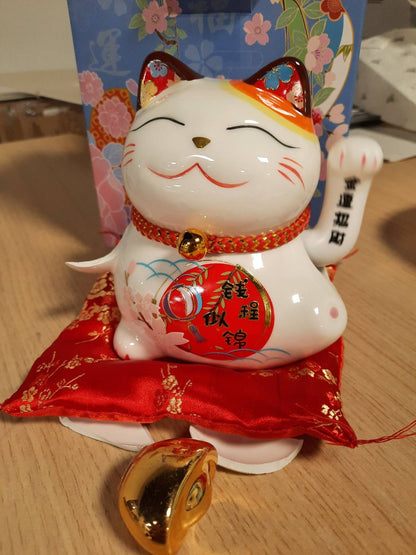 195943 - LACHINEUSE - Mace Dekorative Maneki Neko e Bardhë, Porcelan, Dimensionet 13 x 14.5 x 10 cm, Stil Aziatik Kawaii