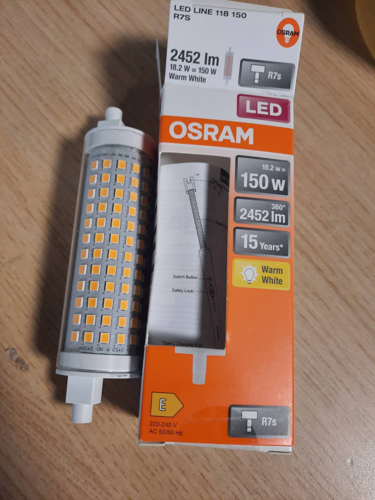 185828 - OSRAM Llambë LED me Tub bazë R7s, Zëvendësim për Llambë 50W, 17.50W, Ngjyra e Bardhë e Ngrohtë (2700K)