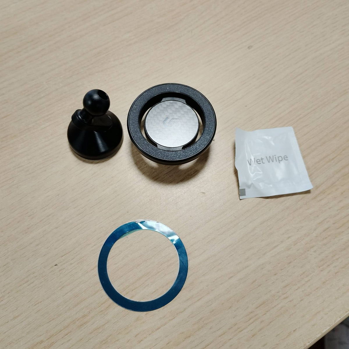 320059 - SYNCWIRE Mbajtëse Telefoni për Makinë MagSafe, Mbajtëse Magnetike e Rrotullueshme, Pajtueshme me iPhone 17 16 Pro Max Samsung