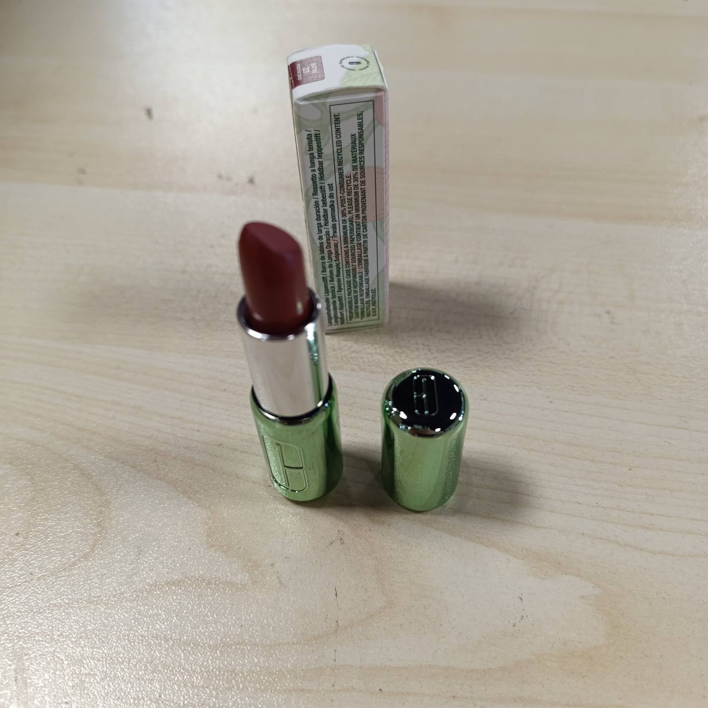 275505 - CLINIQUE Buzëkuq Pop™ Longwear - Buzëkuq me pigment të lartë, përfundime sateni, mat dhe shkëlqim, Qëndrueshmëri intensive + 8 orë