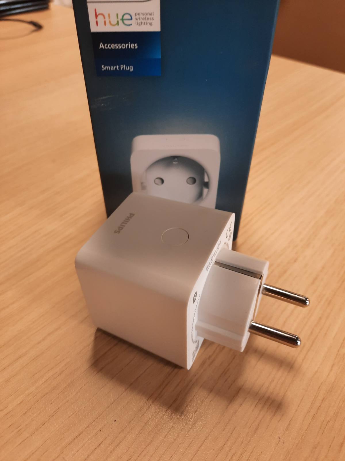 221976 - PHILIPS HUE Prizë inteligjente, aplikacion Bluetooth ose kontroll zanor