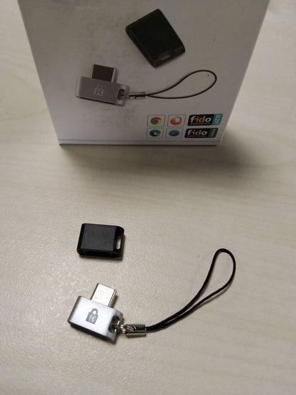 309640 - KENSINGTON VERIMARK GUARD USB-C - Çelës Sigurie për Gjurmë Gishtërinjsh, FIDO2 WebAuthn/CTAP2, FIDO U2F, Autentifikim Biometrik me Dy Faktorë, Windows, Chrome, macOS, iOS, K64709WW