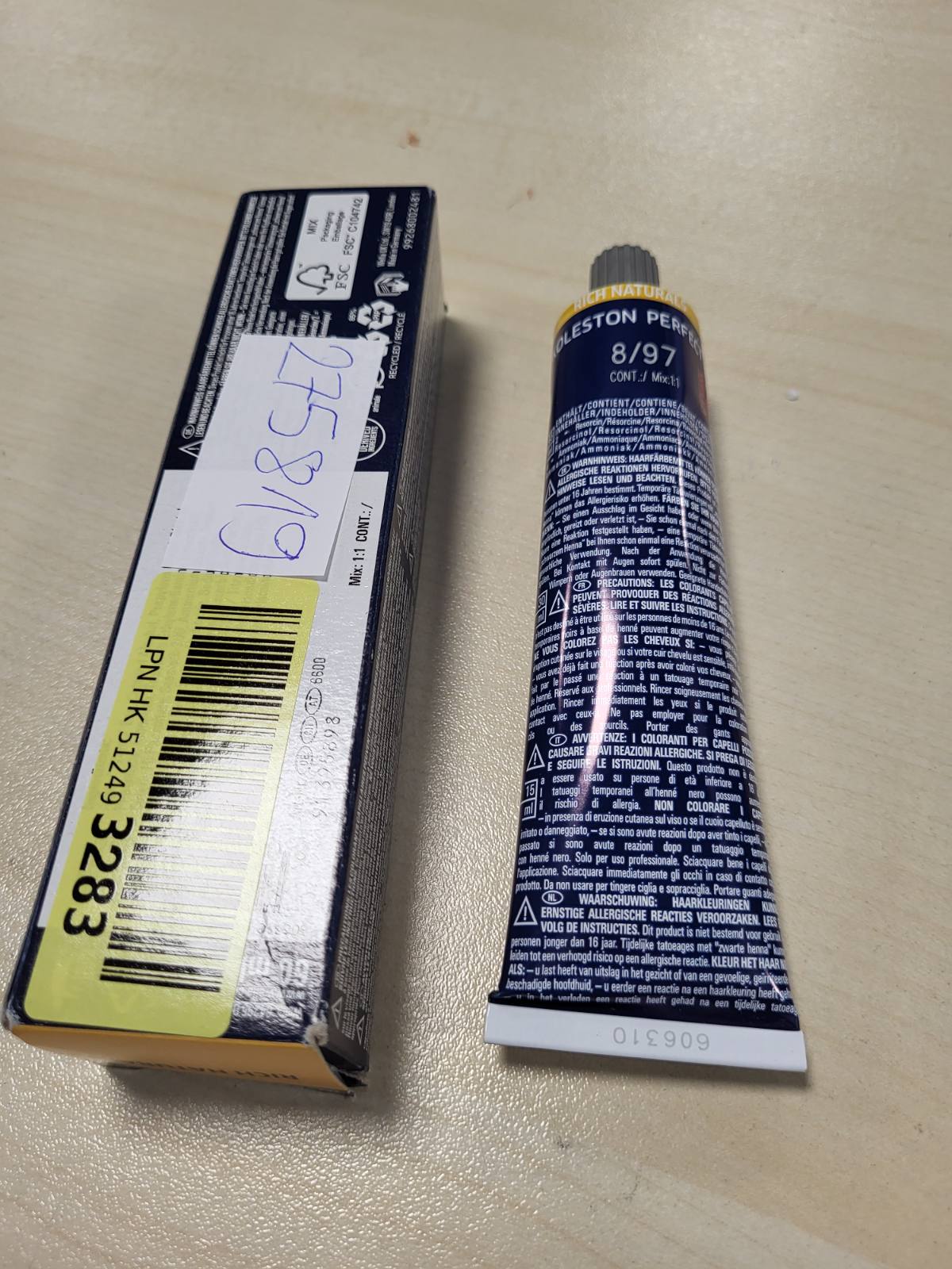 275819 - WELLA PROFESSIONALS Koleston Perfect Rich Naturals Ngjyrë e përhershme për flokë 8/97 Bjonde e çelët, kafe hiri, 60 ml