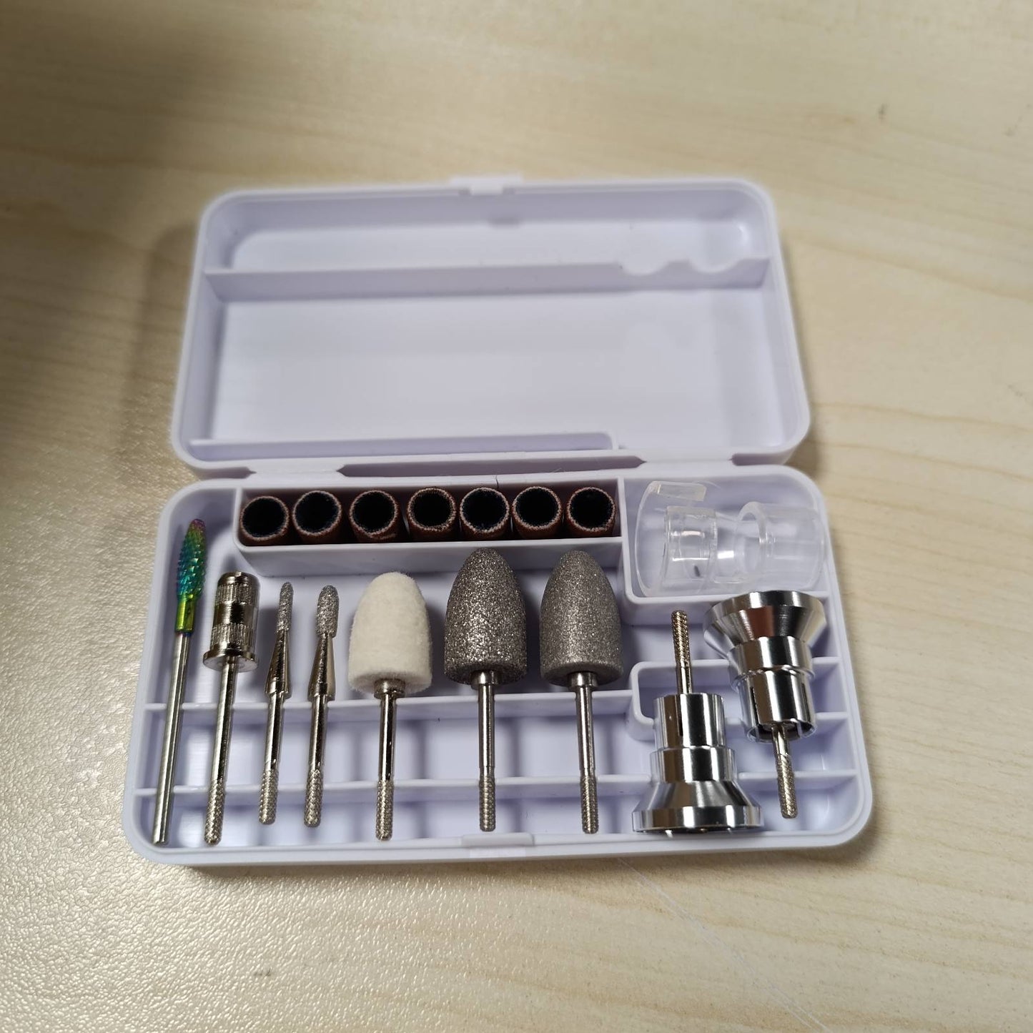 315106 - Stacion Profesional Manikyr/Pedikyr MP 200 StudioNails Pro 3-në-1, Prerës Elektrik i Thonjve, 26,000 rpm, 9 Aksesorë