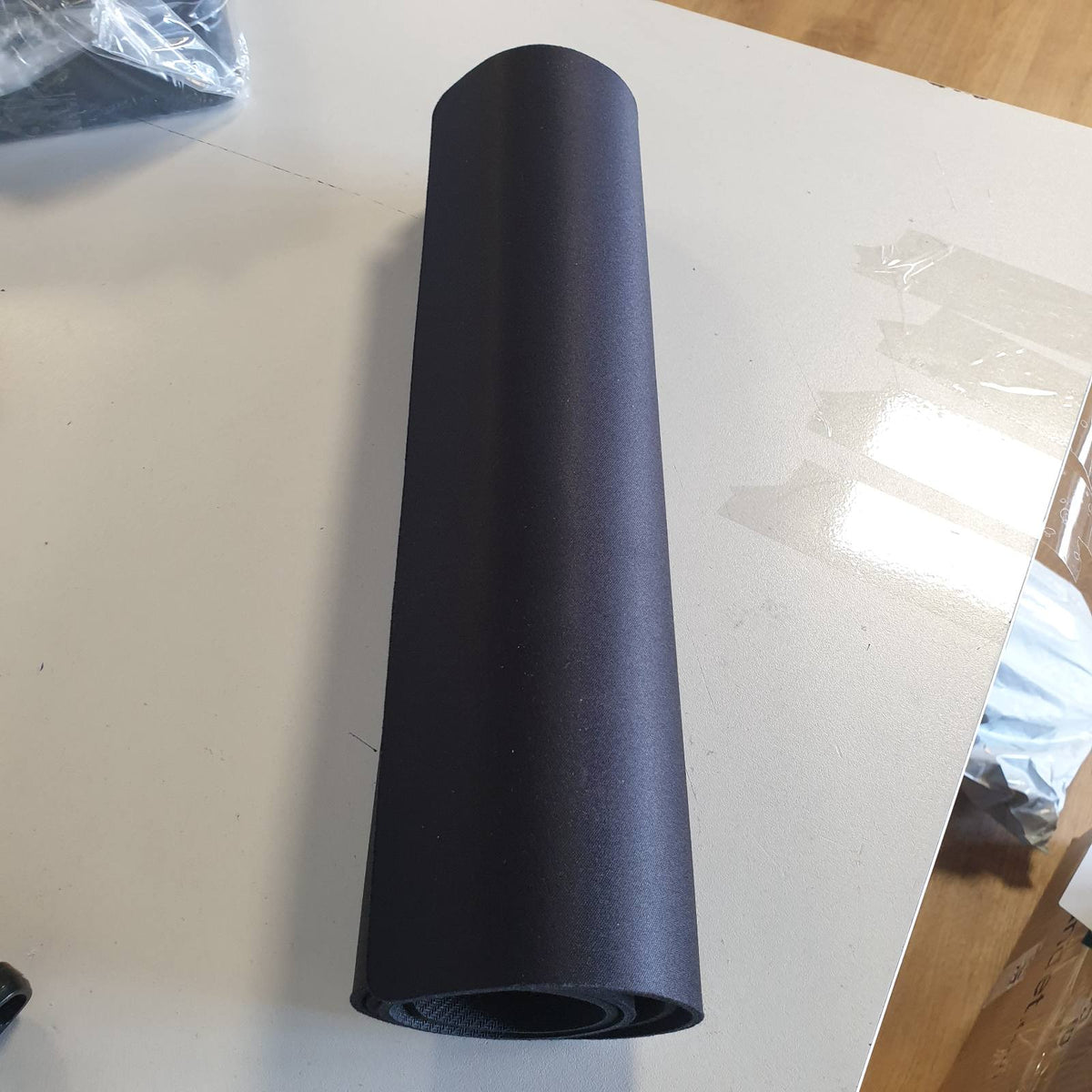 309826 - Logitech - G G840 Maus Pad për Lojëra Ekstra i Madh, 900 x 400 x 3 mm - i Zi