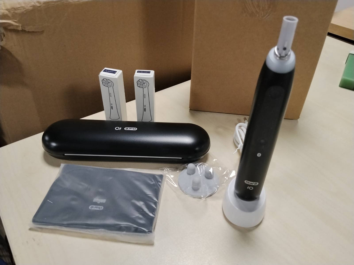 305685 - ORAL-B Furçë dhëmbësh elektrike iO Series 5, e zezë