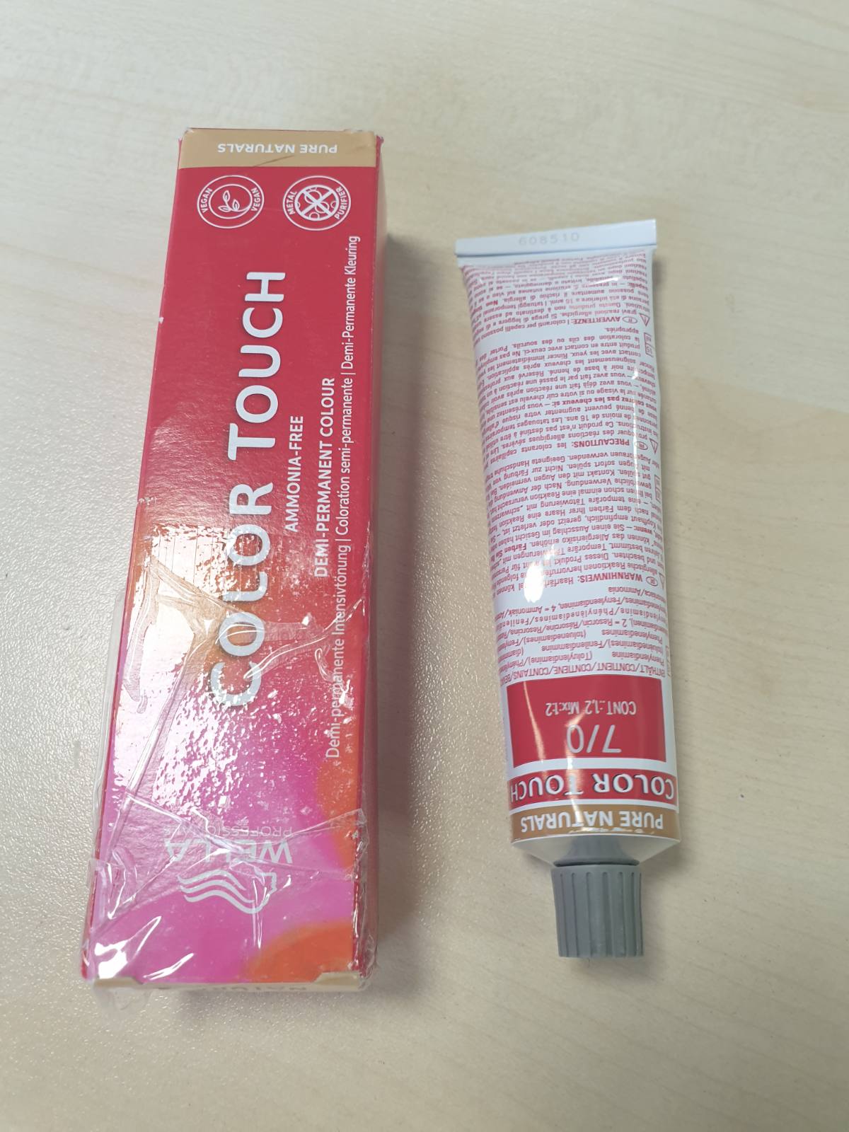 321858 - WELLA PROFESSIONALS Ngjyrë Color Touch Pure Naturals 7/0 Medium Blonde Natural, 60 ml, Gjysmë e përhershme, Vegane, Pa amoniak, Pastrues metali, 28 larje