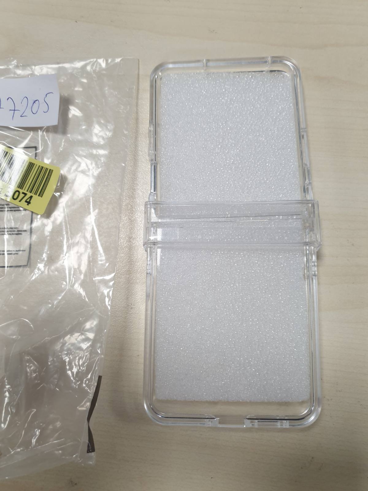 277205 - FDHYFGDY Mbështjellëse për Motorola Razr 70 Ultra/60 Ultra, transparente, kundër rrëshqitjes, rezistente ndaj goditjeve, ultra e hollë, rezistente ndaj gërvishtjeve