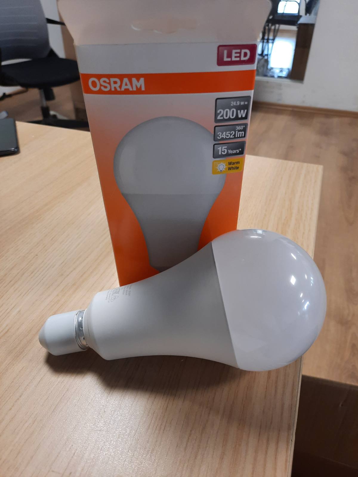 198056 - OSRAM LED Star Classic A200, Llambë LED me Acar, Bazë E27, E Bardhë e Ngrohtë (2700K), 3452 Lumen, Ekuivalente me Llambat Inkandeshente 200W, Pako prej 1