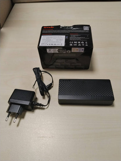 320351 - Tenda SG108 LAN Switch 8 Portë Gigabit Network Switch, Plug-and-Play, Pa Ventilator, I Zi