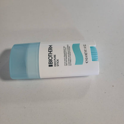 317401 - BIOTHERM DEO PURE STICK, antidjersë pa alkool për femra, mbrojtje deri në 48 orë, teksturë e butë pluhurore, aromë gjallëruese, për të gjitha llojet e lëkurës, 40 ml