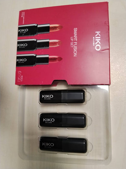 318092 - KIKO MILANO Set Buzësh Smart Fusion 03, 3 Buzëkuq me Përfundim Shndritës
