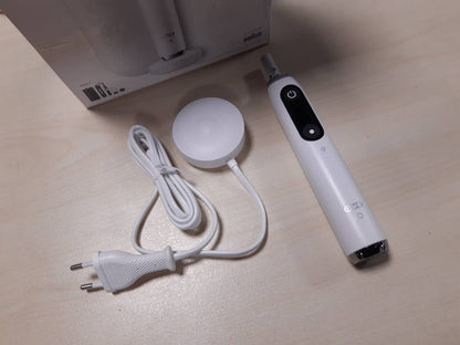 274834 - ORAL-B iO SERIA 9, Furçë dhëmbësh elektrike, 1 kokë furçe, 7 mënyra kujdesi, e bardhë, e projektuar nga Braun