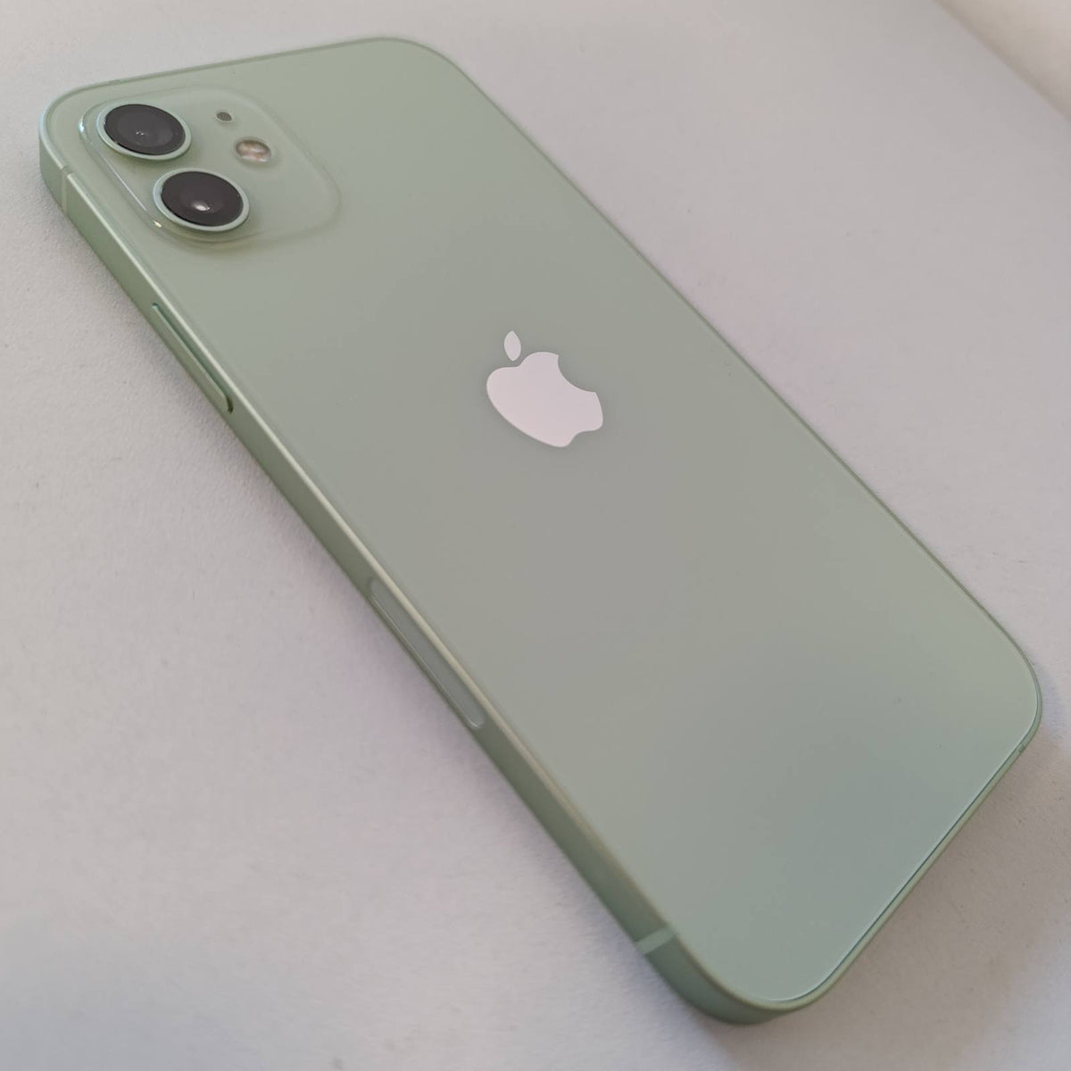 319293 - APPLE iPhone 12, 128GB, Jeshile - (I rinovuar)