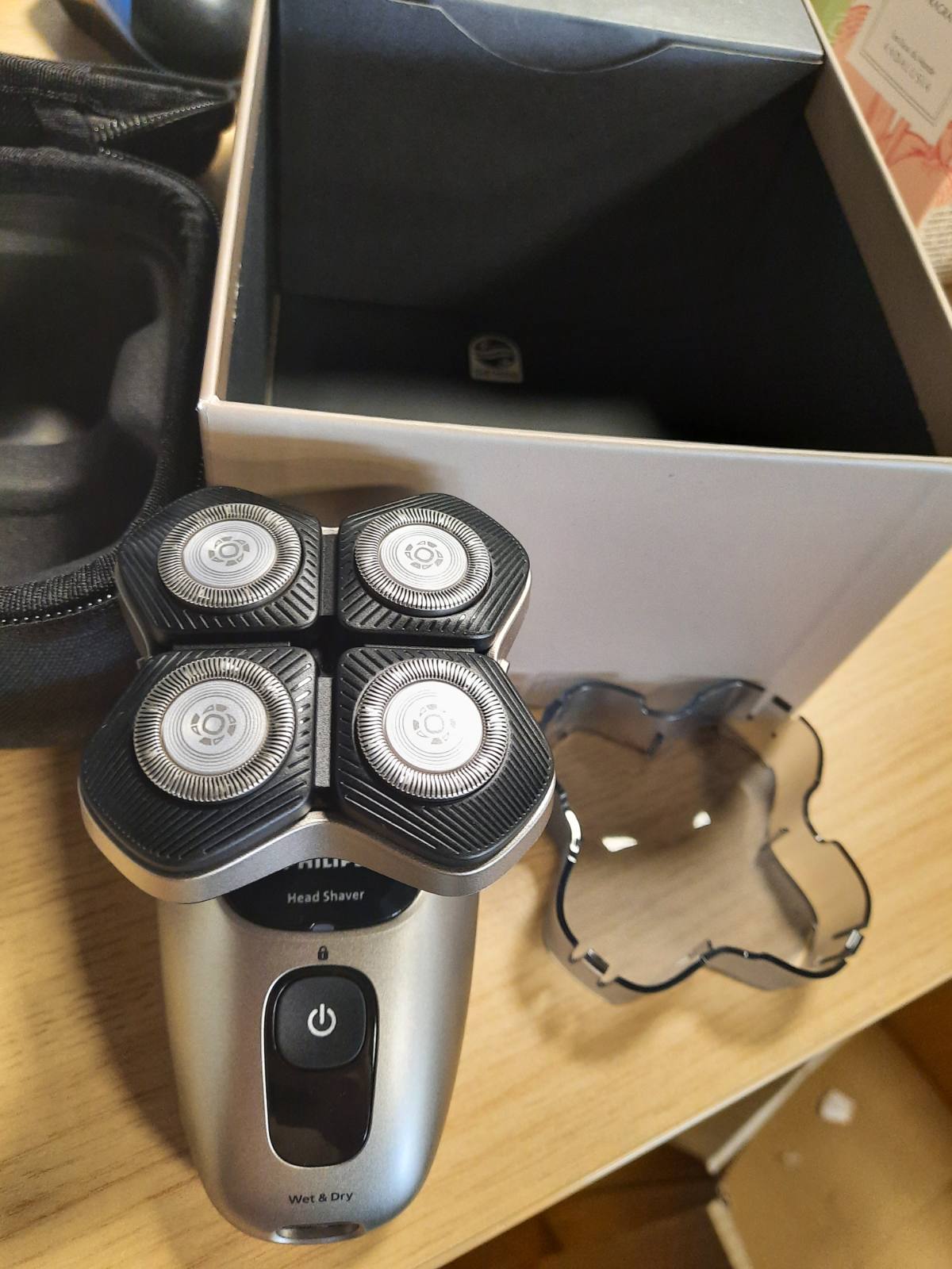 335766 - PHILIPS Makinë rroje Head Shaver Pro Series 9000, Modeli HS9980/15, Kokë fleksibile 360°, Tehe ComfortCut
