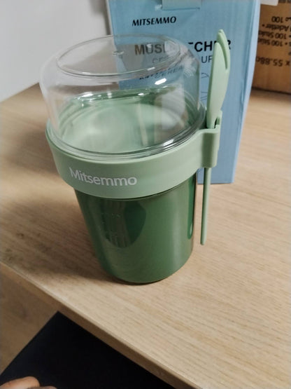 294526 - MITSEMMA - Gotë për musli për të marrë me vete - Kapacitet 560ml + 230ml - Ngjyrë jeshile - Enë për kos me lugë