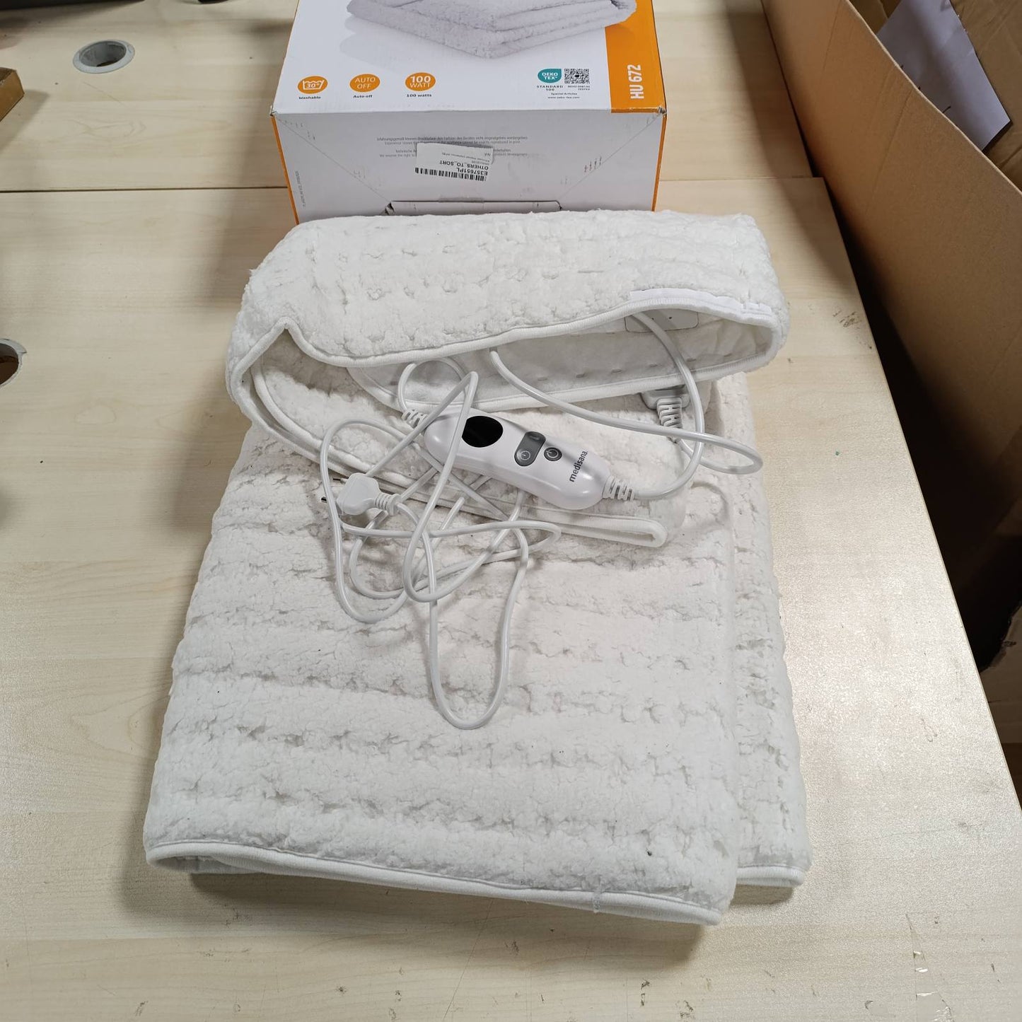 315388 - Batanije HU 672 super e butë me ngrohje, 150 x 80 cm, batanije elektrike me fikje automatike dhe mbrojtje nga mbinxehja, 4 cilësime temperature, e larëshme
