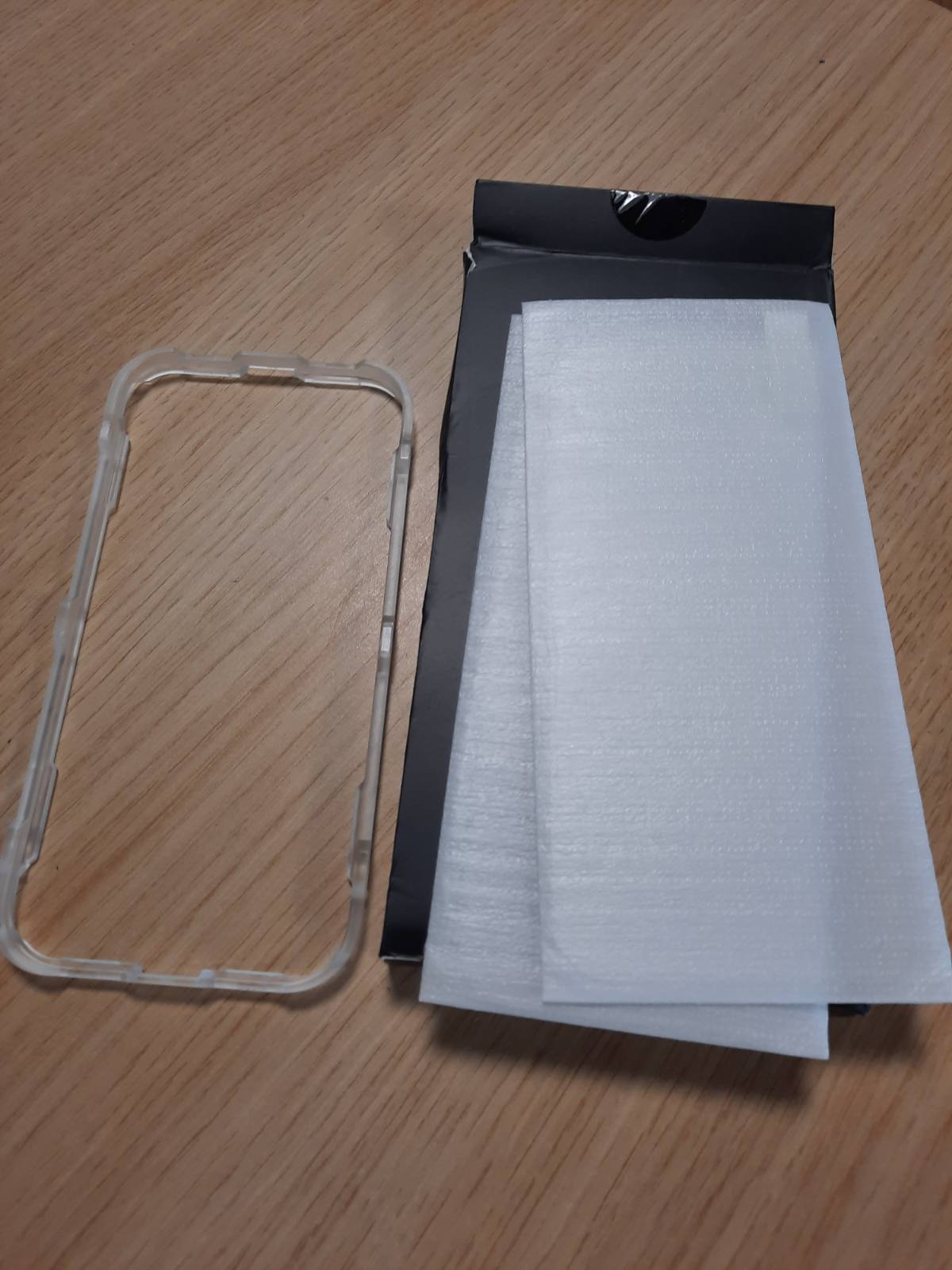296231 - Mbrojtës ekrani prej qelqi të temperuar pa kabllo i pathyeshëm për iPhone 17 (6.3 inç), pako me 2 copë, fortësi 9H, pa flluska, me kornizë instalimi, ultra i hollë, qartësi 99.9% HD, i përshtatshëm për mbulesë