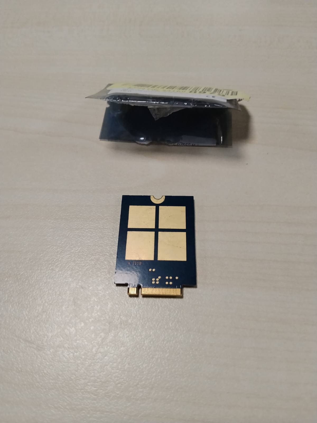 299209 - EM120R Kartë moduli rrjeti M.2, 4G LTE CAT12 600 Mbps, mbështet shumë LTE dhe WCDMA, për ThinkPad X1 Yoga Gen 6 P15s Gen 2 T15p Gen 2